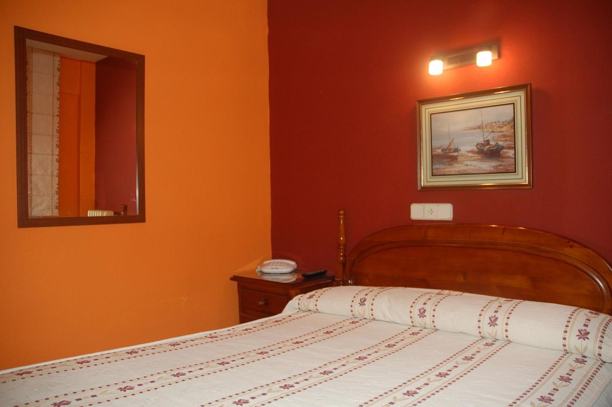 Hostal Residencia Castilla Cuenca  Buitenkant foto