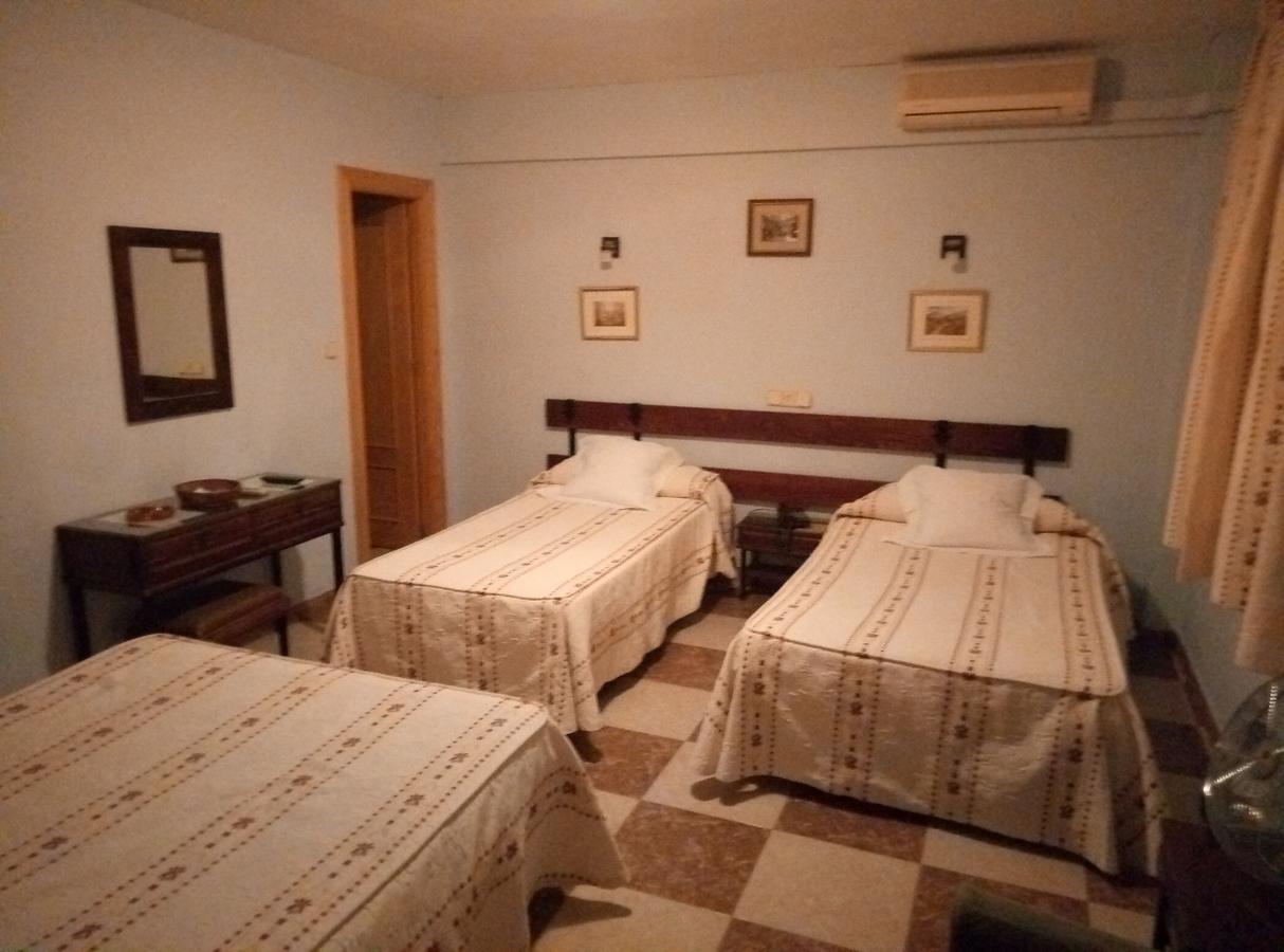 Hostal Residencia Castilla Cuenca  Buitenkant foto